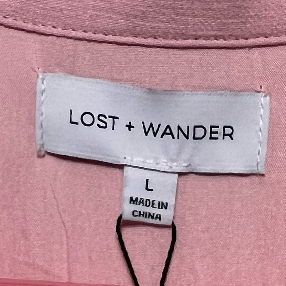 “Lost + Wander” SZ: (L) Pink Button-Up Jumper with Belt NWTags - Picture 3 of 8